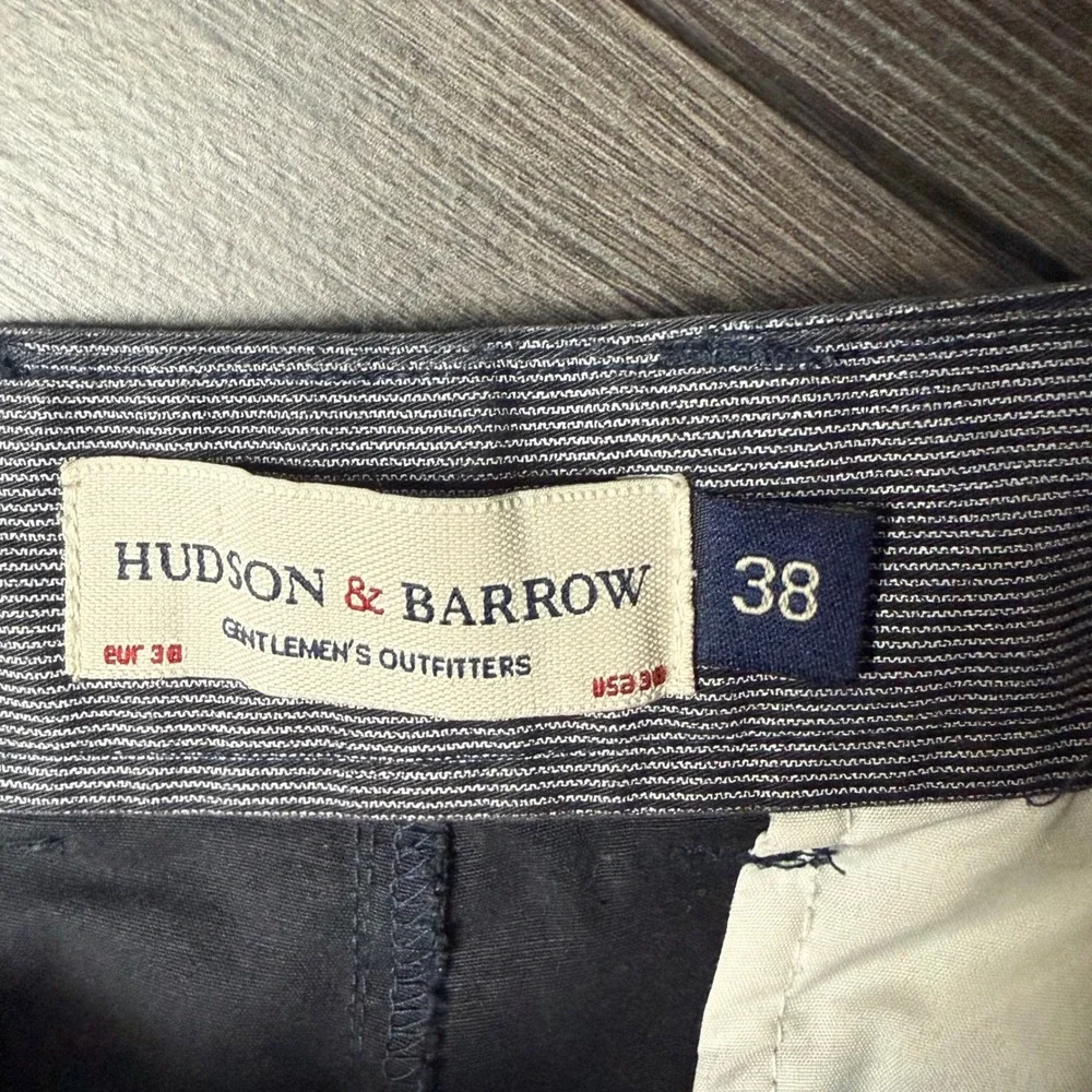 Hudson & Barrow Men's Chino Shorts Navy Pinstripe Stretch Size 40 NWOT